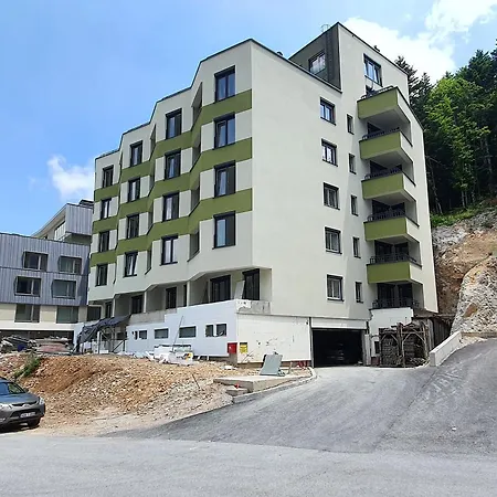 Apartman Faridani, Besplatan Parking I Ostava Za Skije I Bicikla