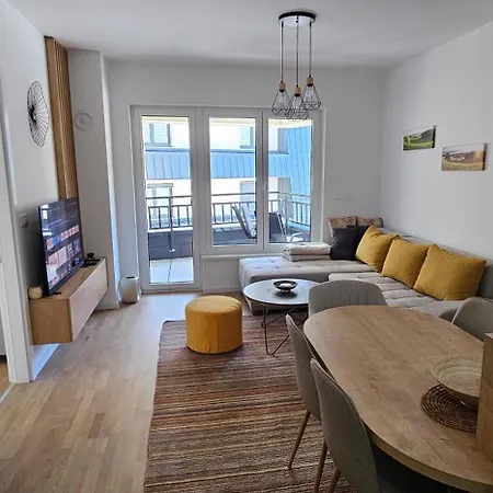 Faridani, Besplatan Parking I Ostava Za Skije I Bicikla Apartamento *