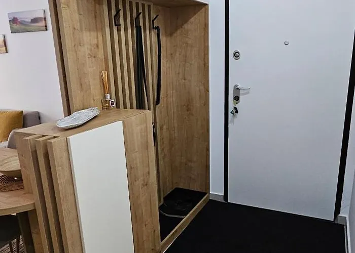 Faridani, Besplatan Parking I Ostava Za Skije I Bicikla *